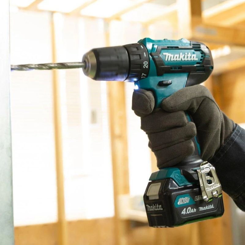 KIT MAKITA ORIGINAL: QUEDAN 6 UNIDADES - TALADRO INALÁMBRICO + AMOLADORA DE ALTO IMPACTO + 26 ACCESORIOS + 2 BATERIAS - PROMOCION CIERRE DE LA TIENDA - ENVÍO GRATIS
