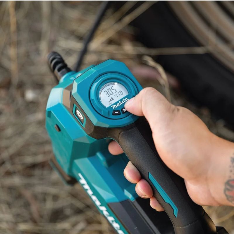COMPRESOR DE AIRE PORTÁTIL MAKITA + 2 BATERÍAS ADICIONALES PROMOCIÓN CIERRE DE TIENDA - ENVÍO GRATIS