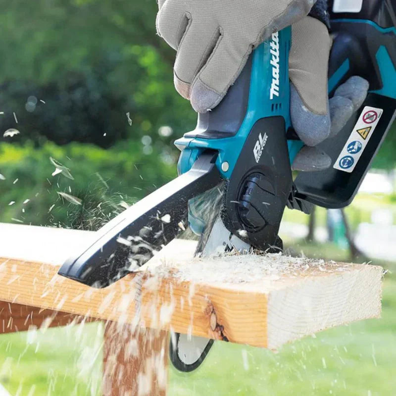 KIT MAKITA PODADORA CESPED + MINI MOTOSIERRA + 2 BATERIAS - CIERRE DE LA TIENDA - ENVÍO GRATIS